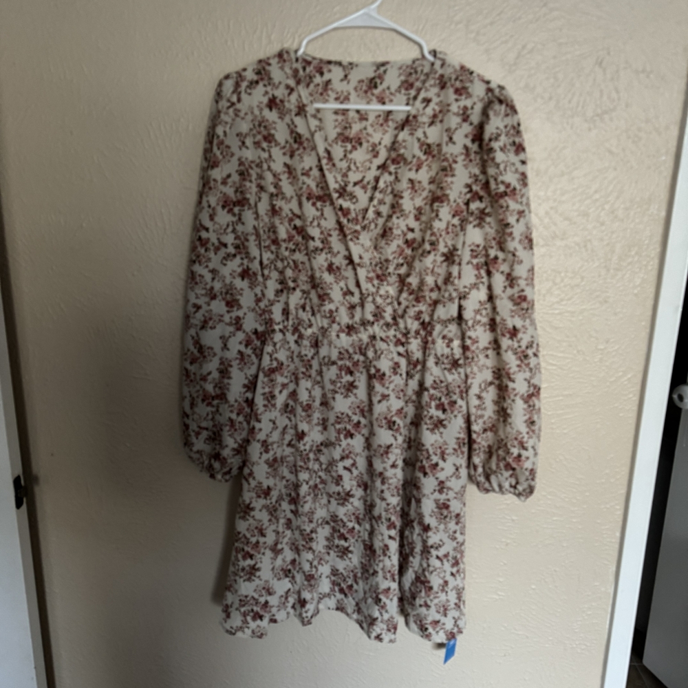 Cupshe Floral Dress in Cream and Red